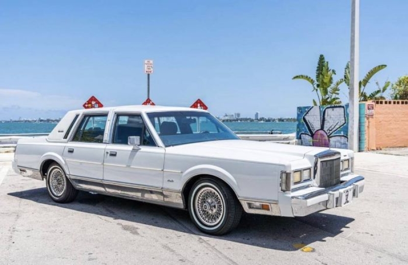 1988 Lincoln Town Car | ID-139996