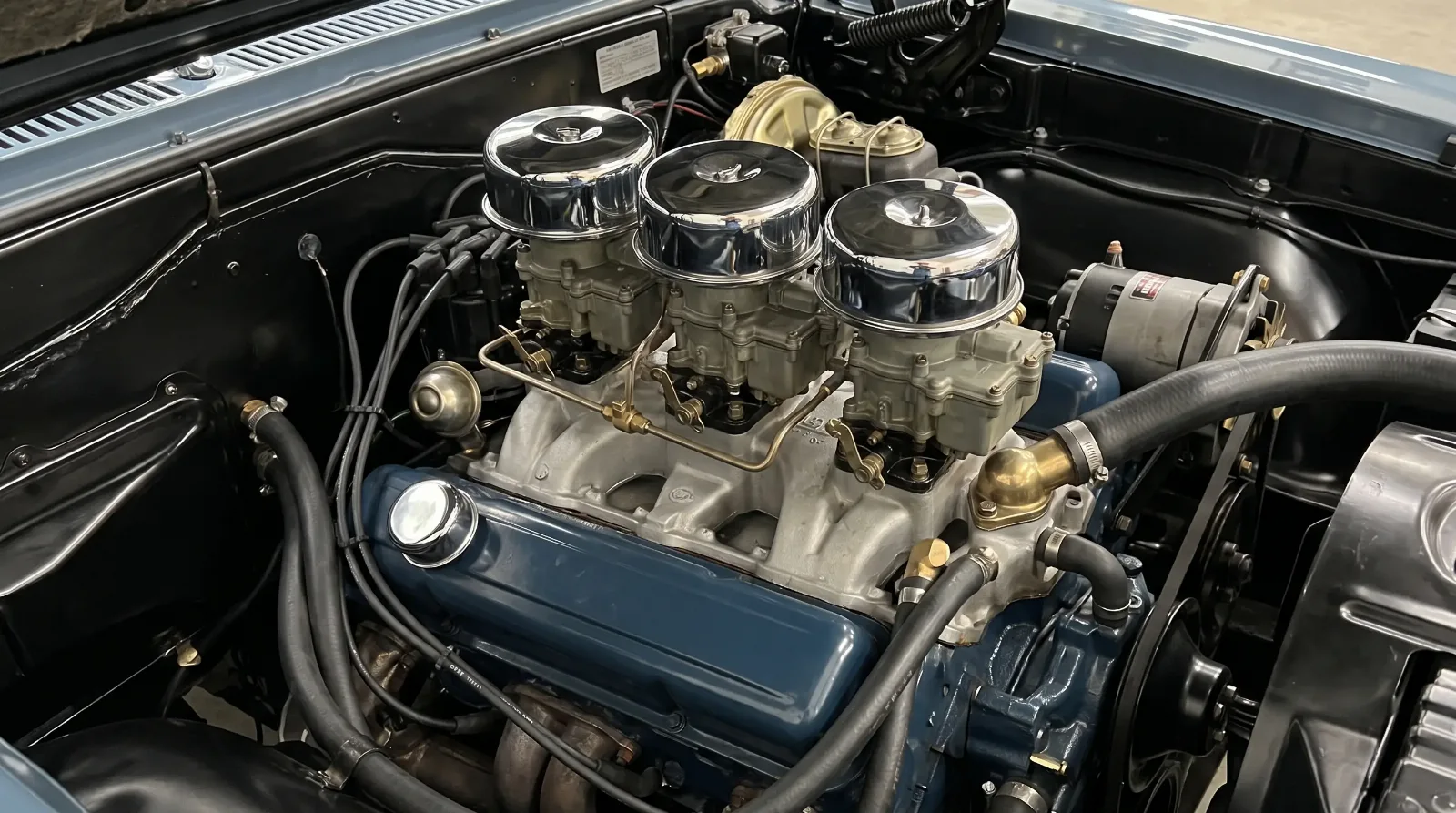 1964 GTO Tri-Power 389 engine bay detail