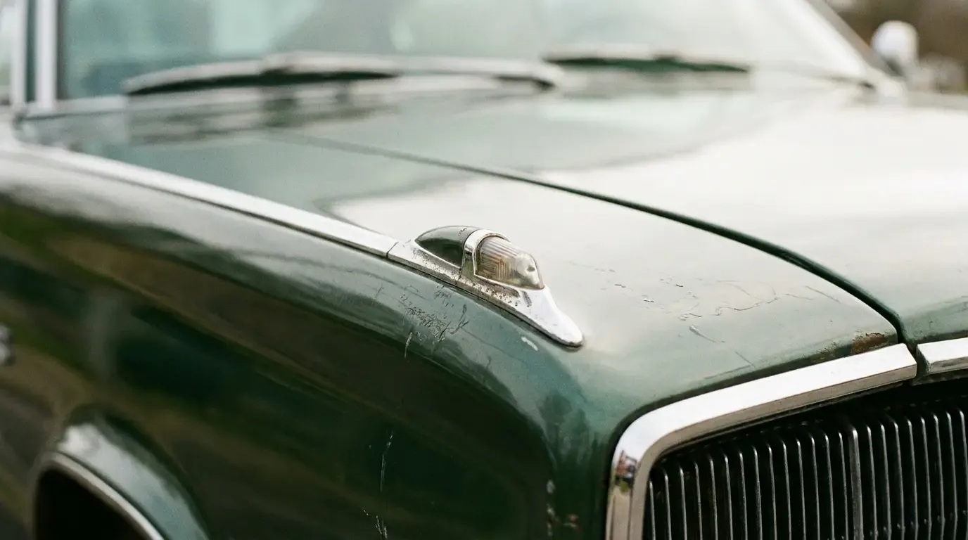 1967 Dodge Charger fender-top turn signal indicator, the quickest tell from a 1966