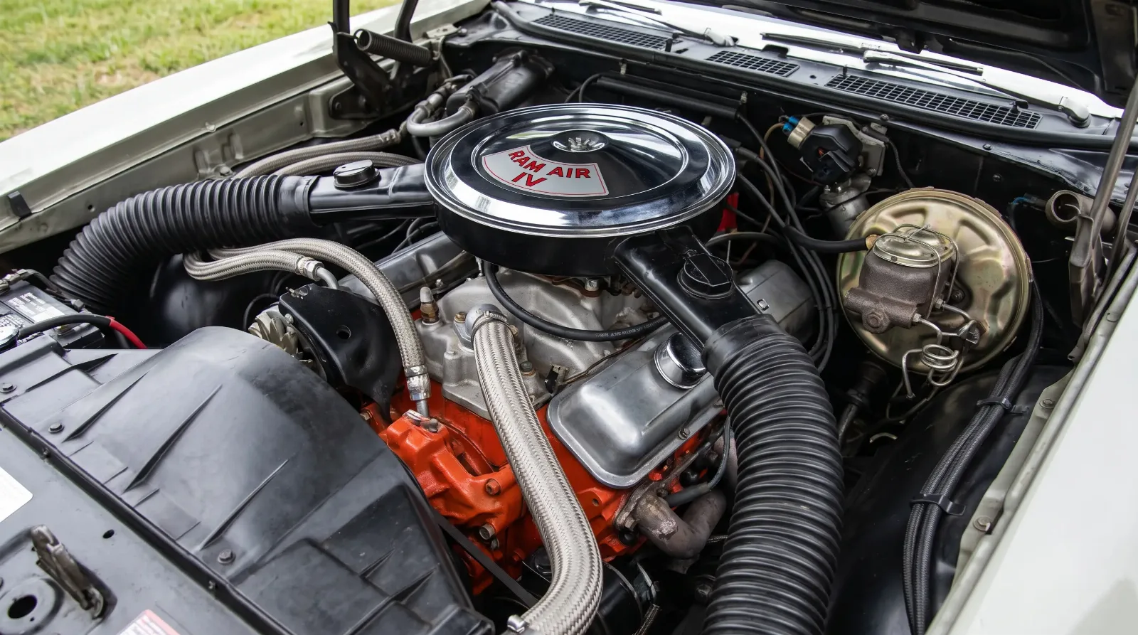 1969 GTO Ram Air IV engine bay detail