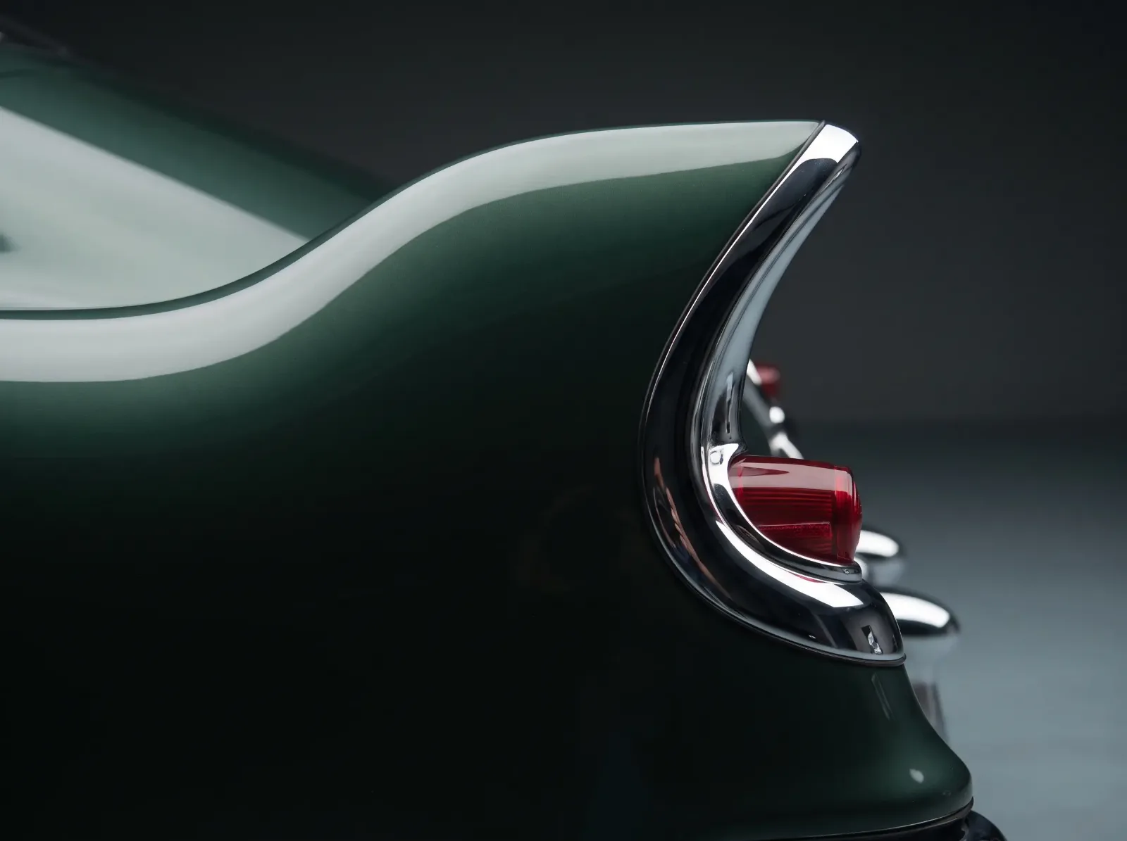 1948 Cadillac subtle tail fin detail