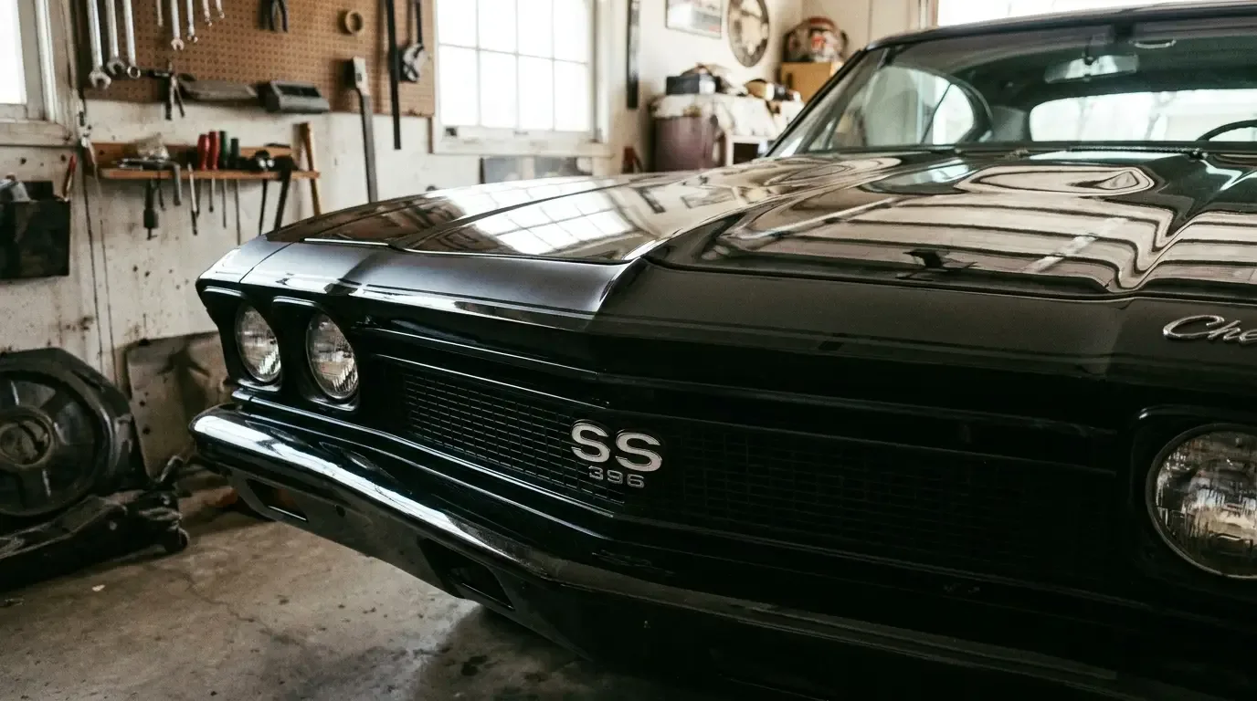 SS Stripes and Emblems: Reading the Design Language