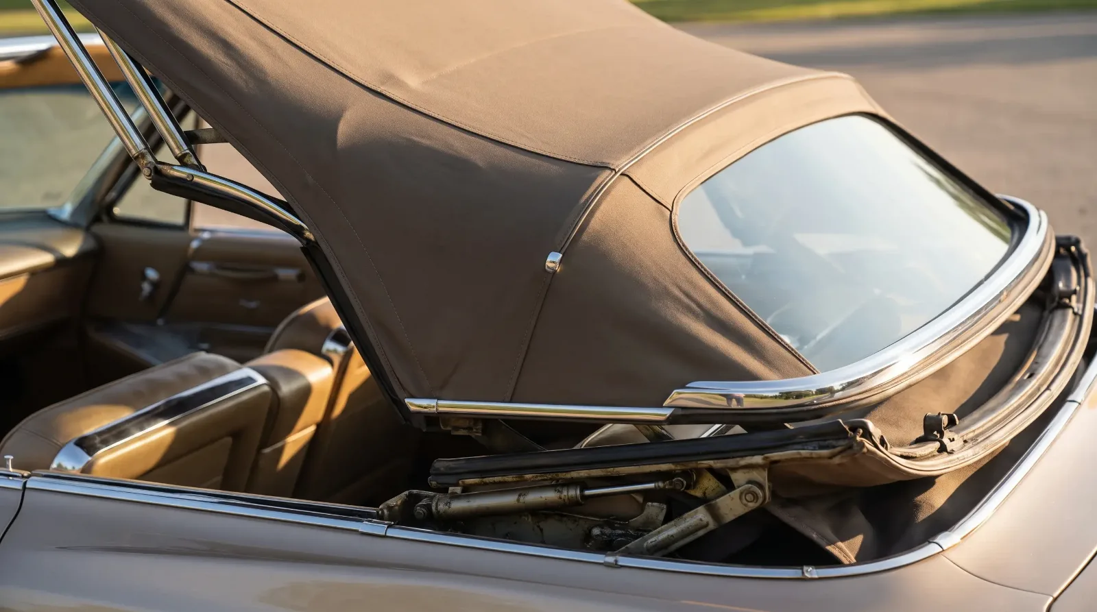 Convertible Top Craftsmanship in Classic Luxury Cars