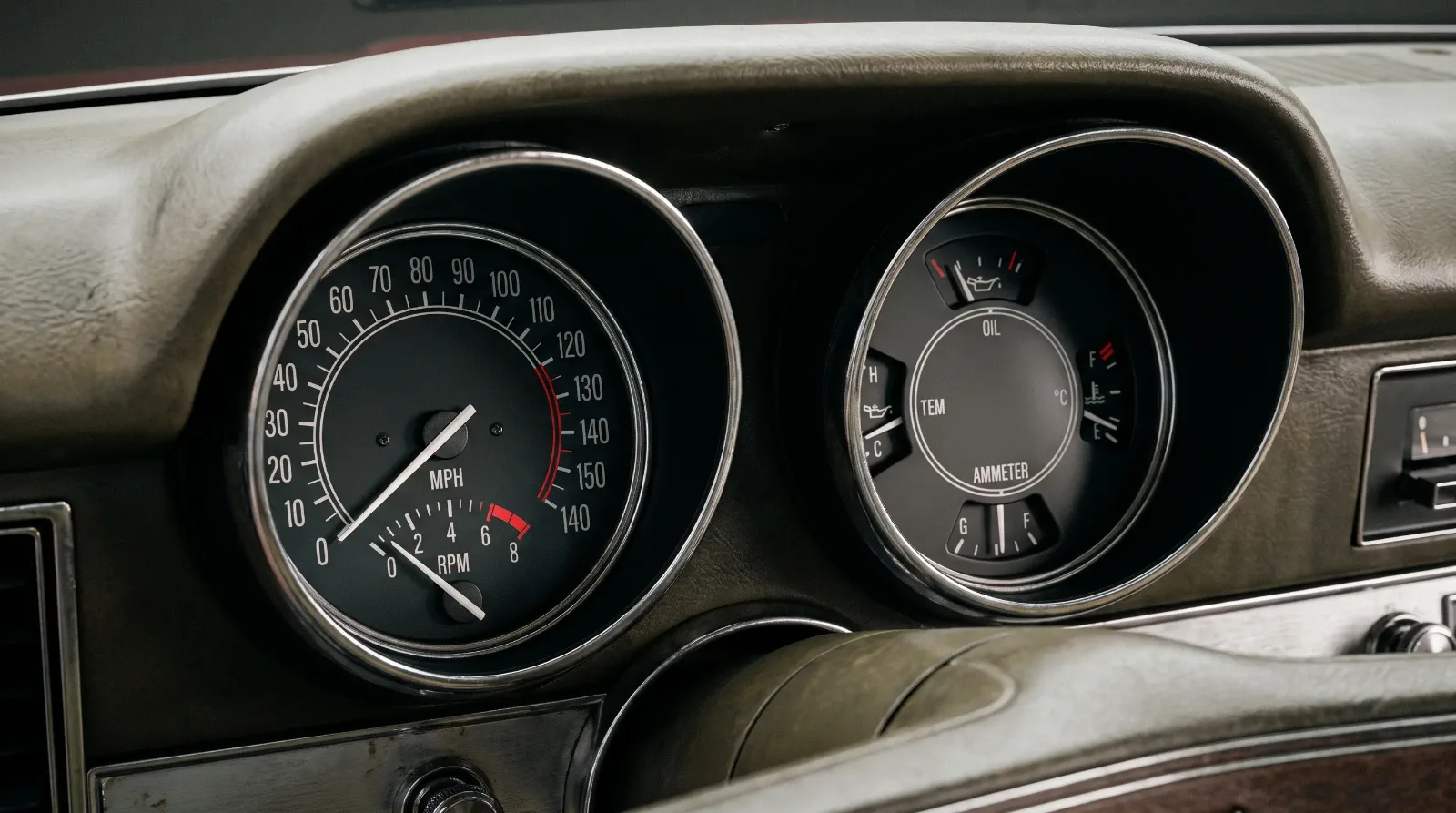 1969 GTO Rally Gauge Cluster dashboard closeup