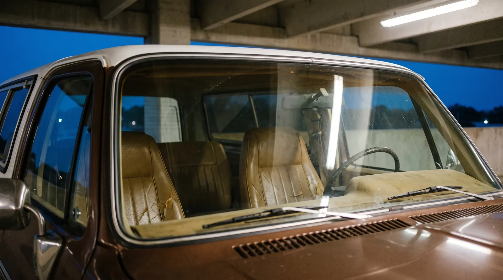 1978 GMC Jimmy, original interior seen through the windshield