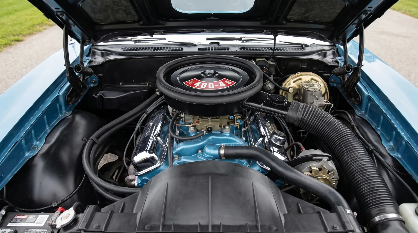 1969 GTO 400 Ram Air engine bay