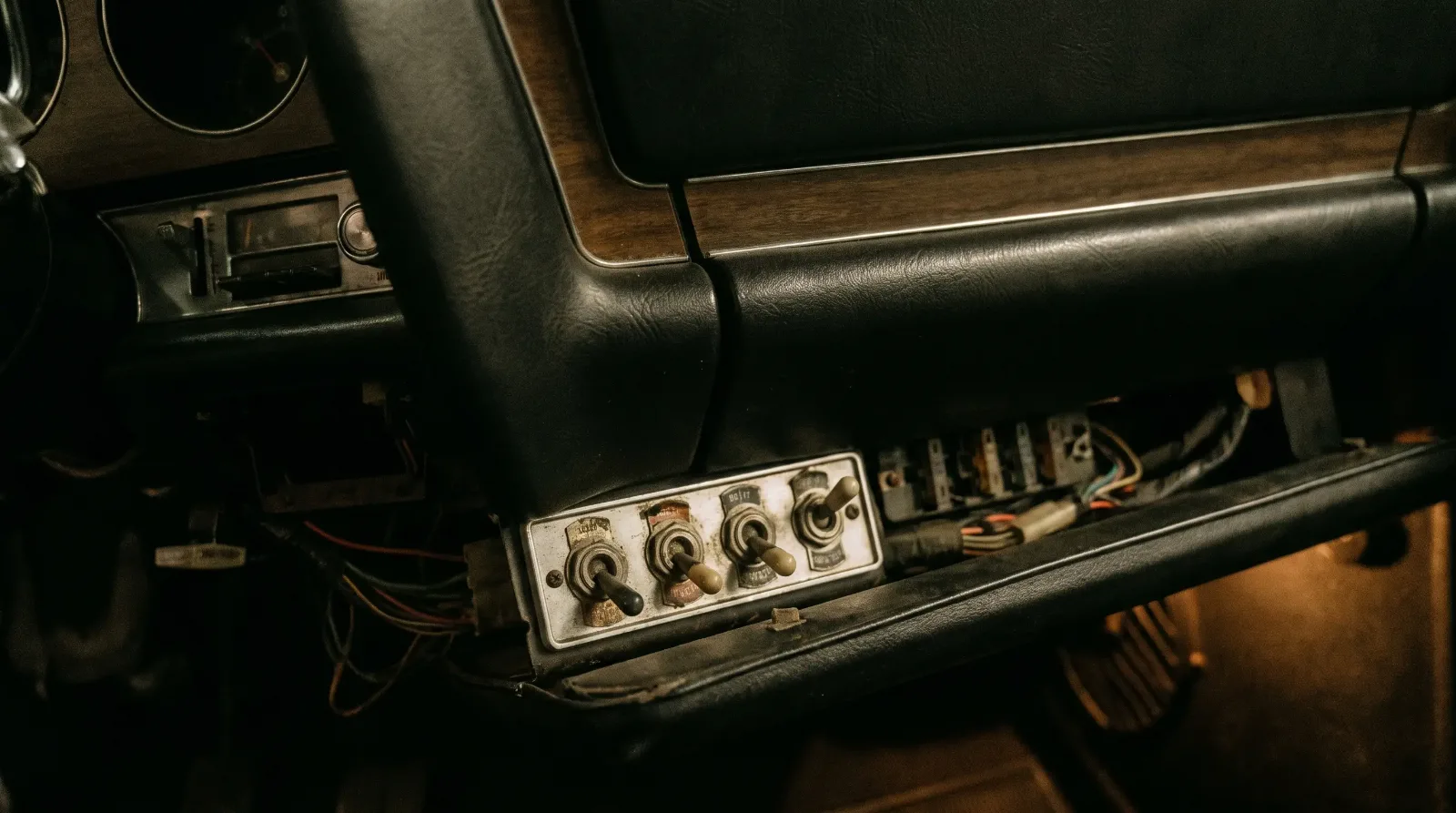 1970 GTO underdash exhaust lever area