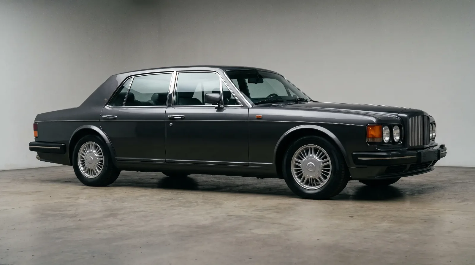 Silver Spirit and Silver Spur vs Bentley Mulsanne: The Styling Finally Diverges