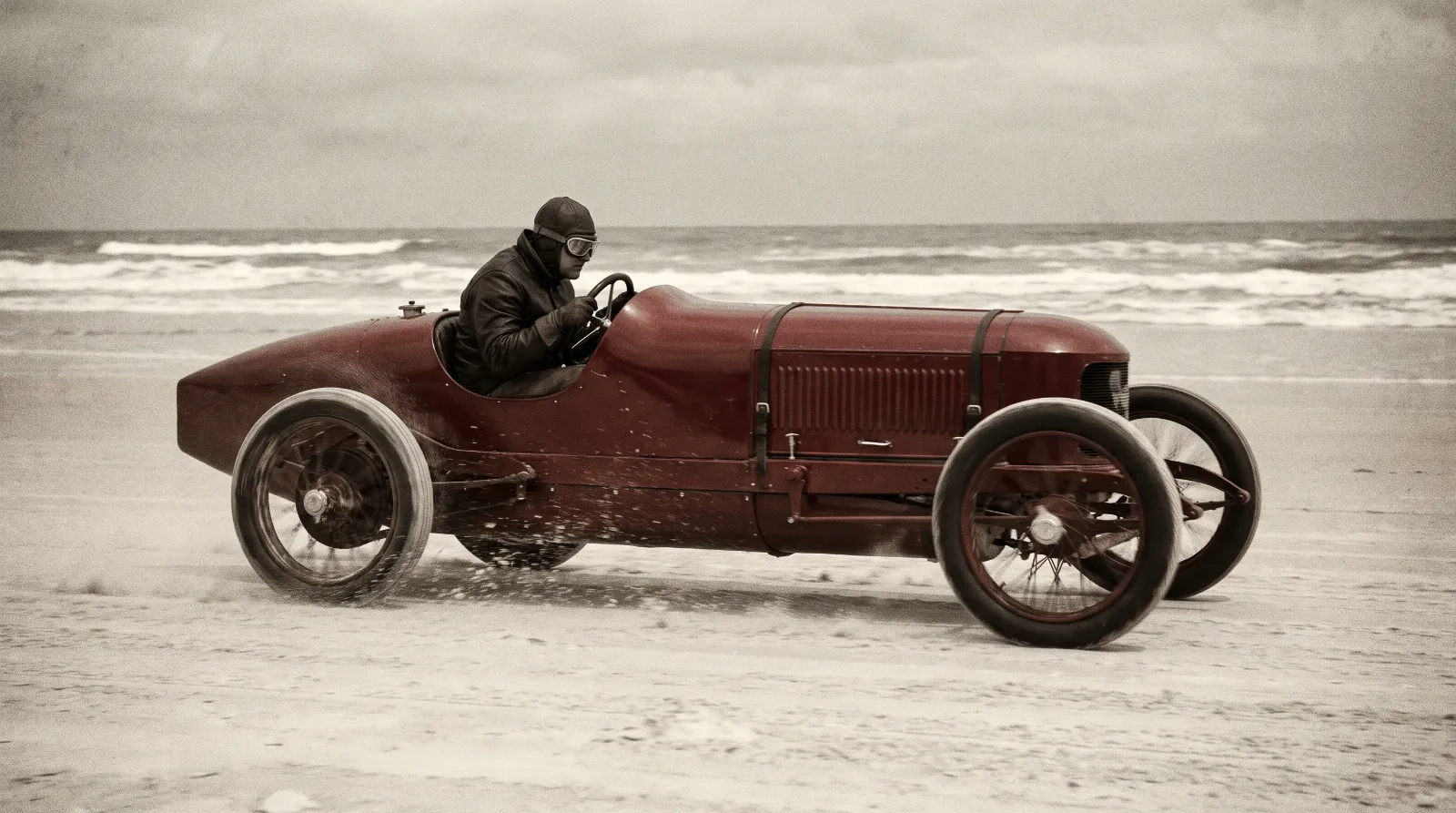 1906 Stanley Rocket steam car racing on Ormond Beach