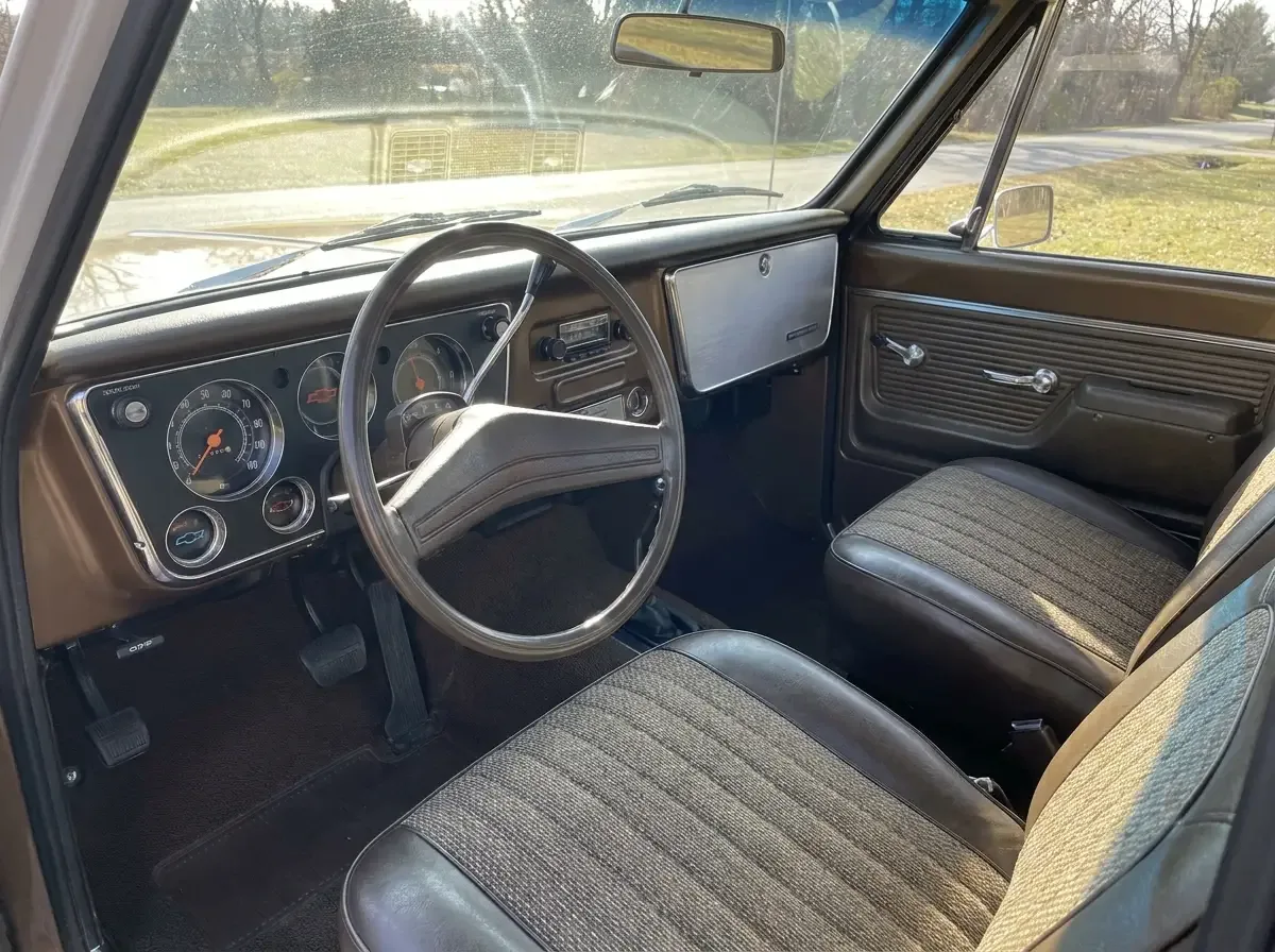 1971 Chevrolet C10 -- Custom Sport Truck cockpit and bucket seats