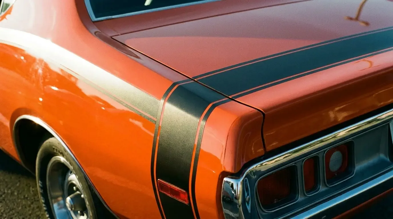 Factory bumblebee tail stripe on a Go-Mango 1971 Dodge Charger