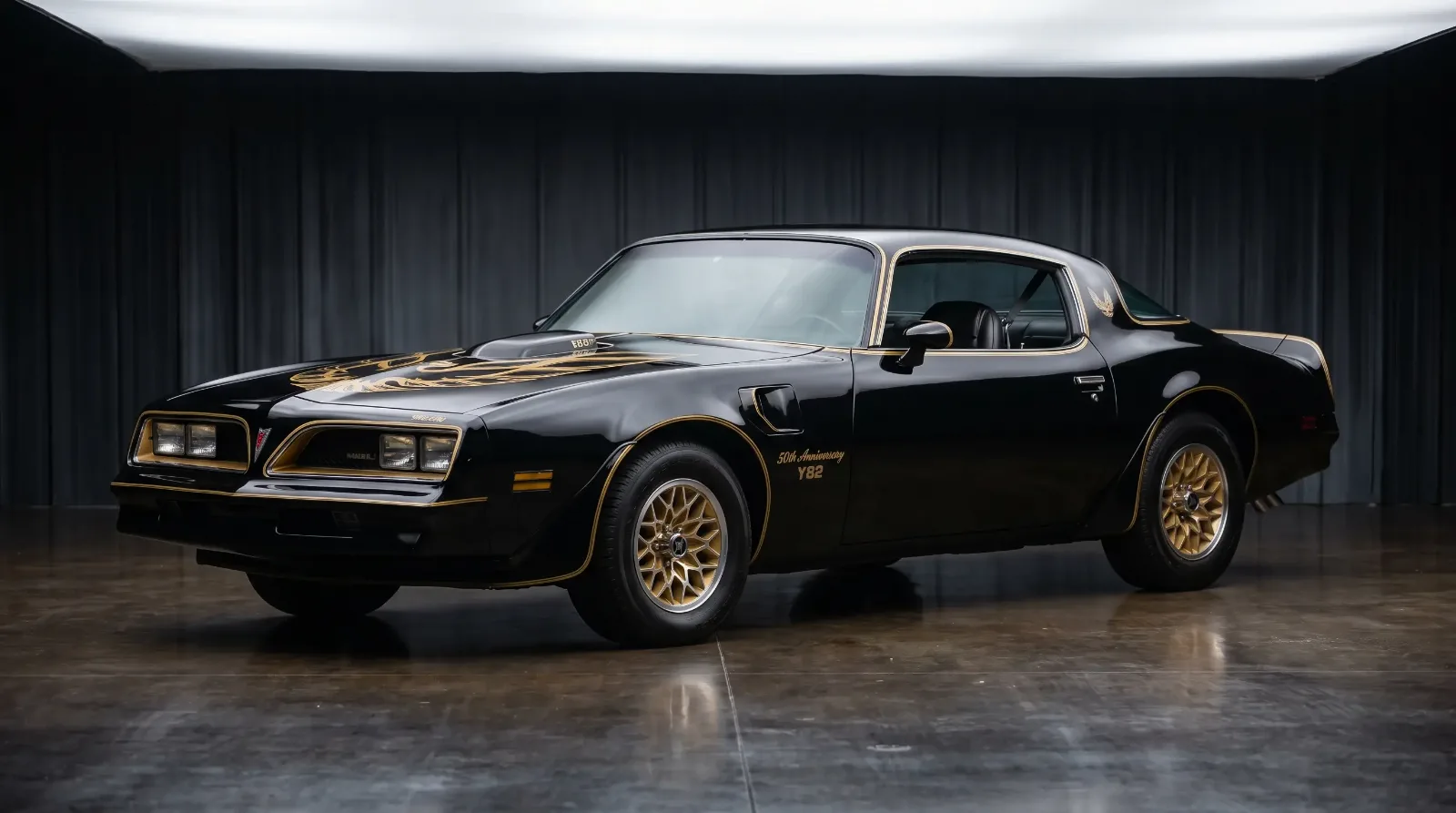 The 1976 50th Anniversary Y82