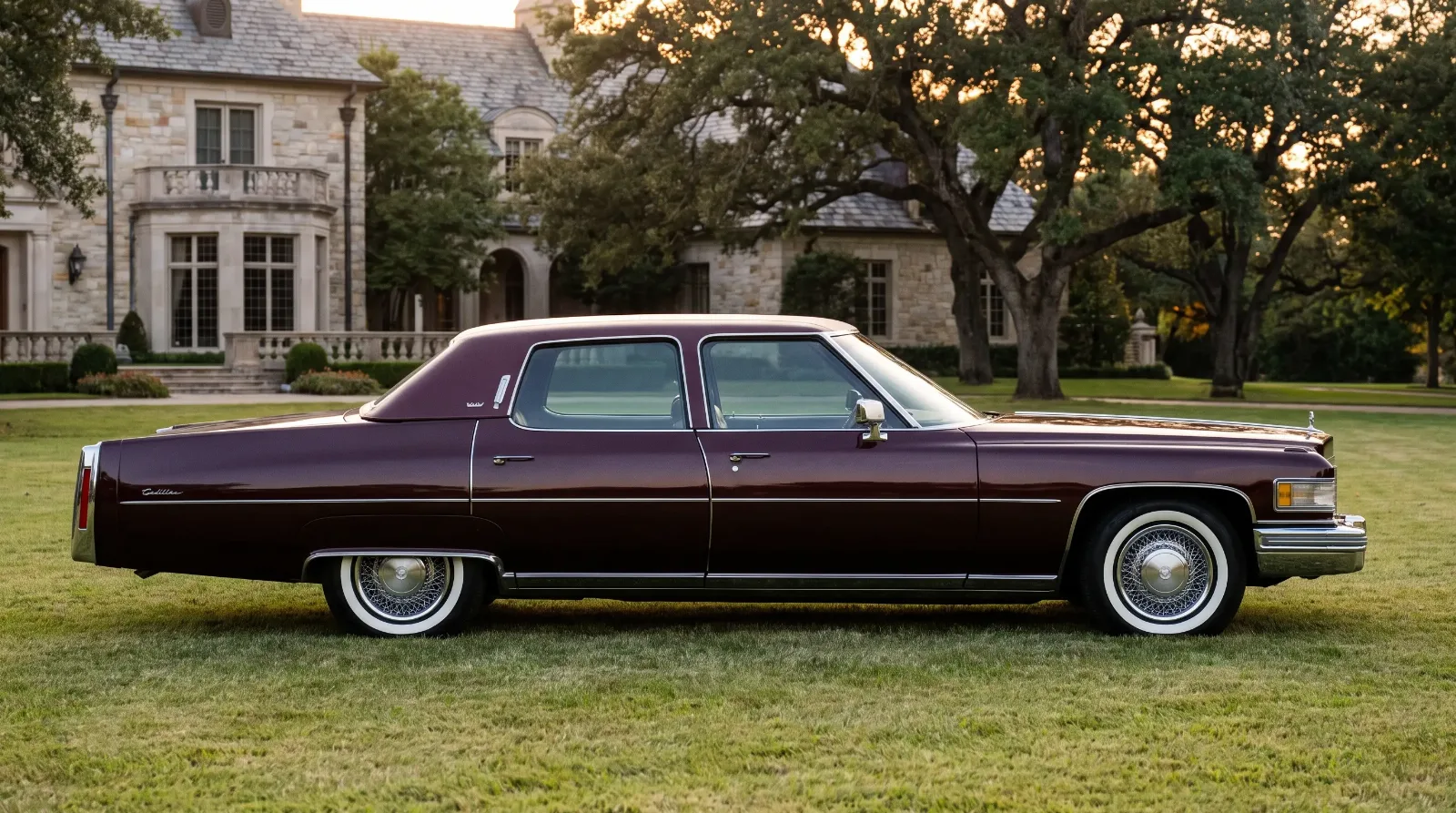 What Actually Makes a “Land Yacht”? Size, Weight, and Ride Philosophy Explained
