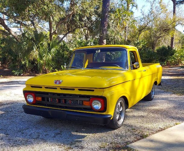 1961 Ford F-100