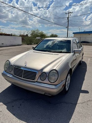 1999 Mercedes-Benz E320