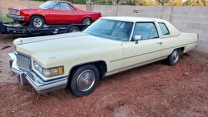 1976 Cadillac Coupe DeVille