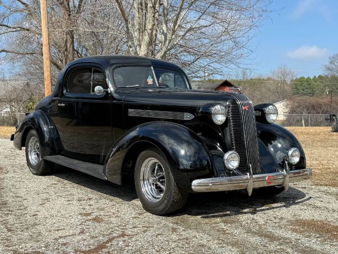 1936 Pontiac Streamliner