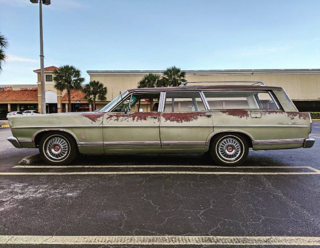 1967 Ford Country