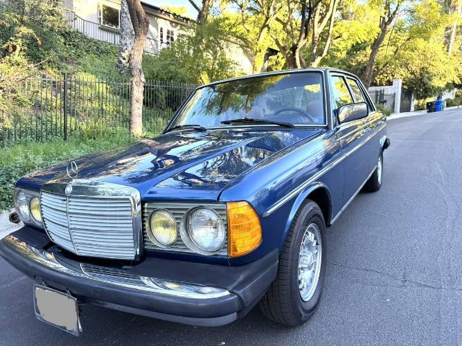 1985 Mercedes-Benz 300D