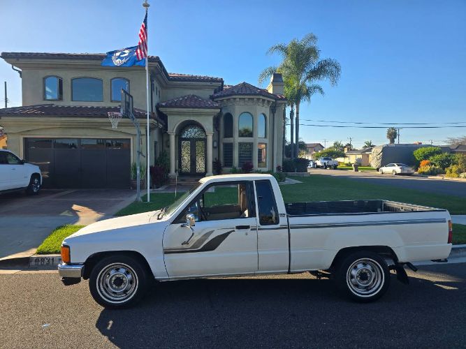 1985 Toyota SR5