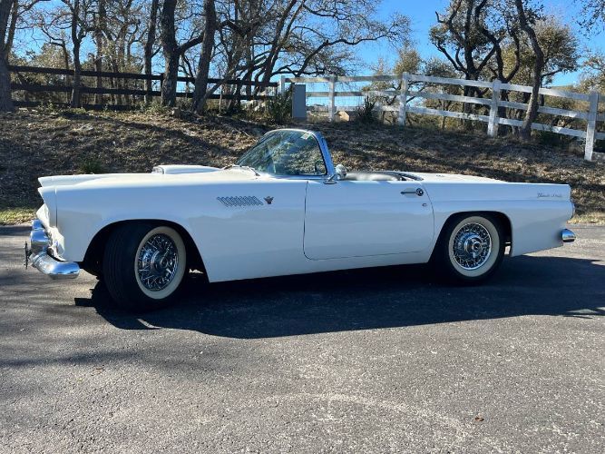 1955 Ford Thunderbird