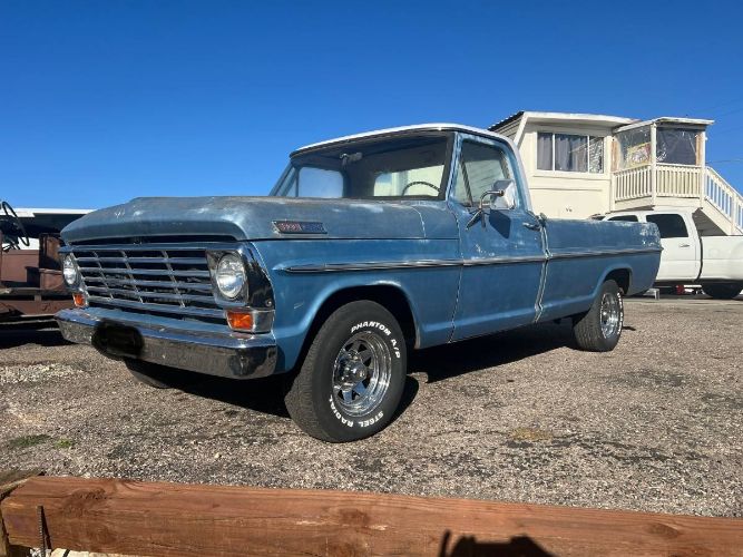 1967 Ford F-100