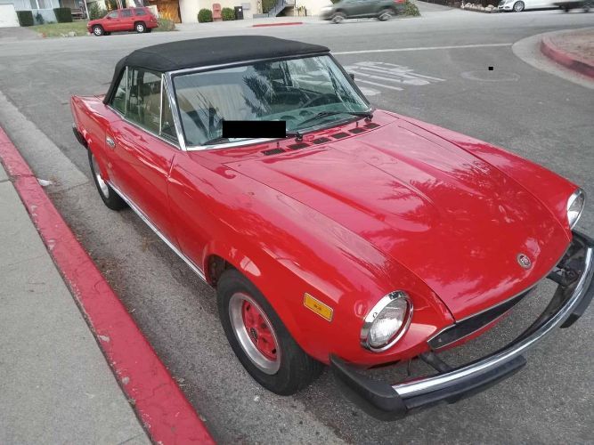1979 Fiat 2000 Convertible
