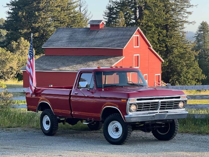 1975 Ford F-250