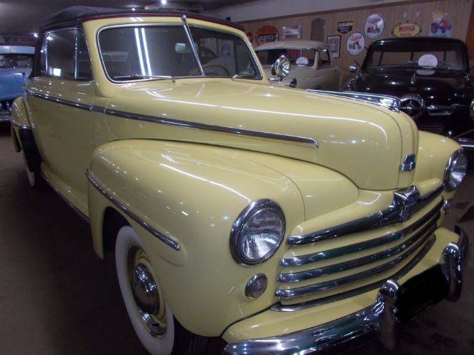 1948 Ford Deluxe