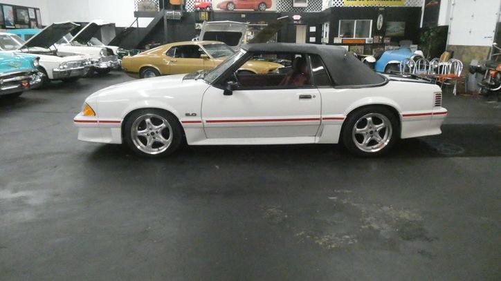 1988 Ford Mustang