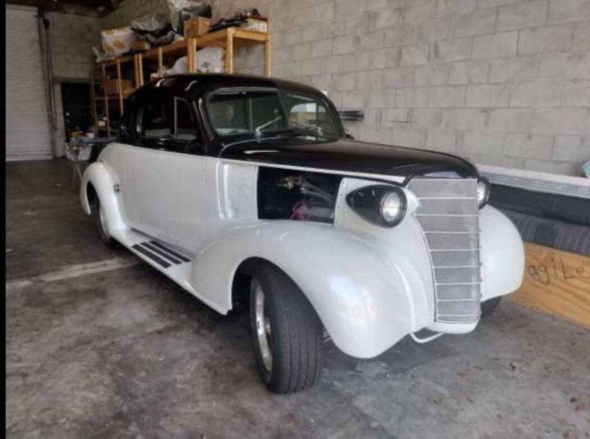 1938 Chevrolet Deluxe
