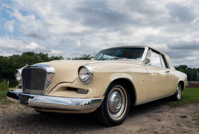 1962 Studebaker Gran Turismo