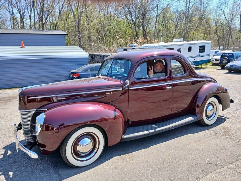 1940 Ford Deluxe