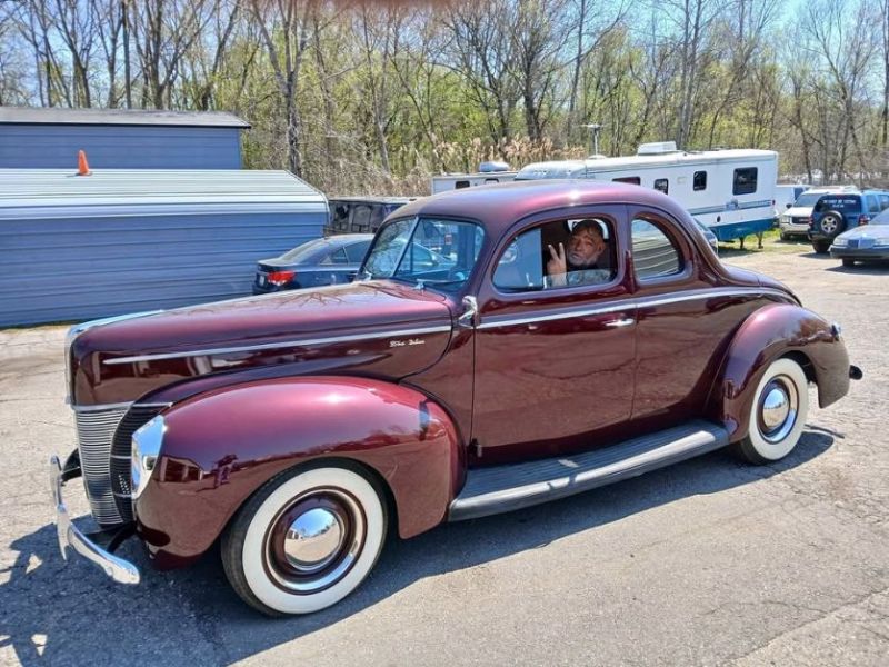 1940 Ford Deluxe