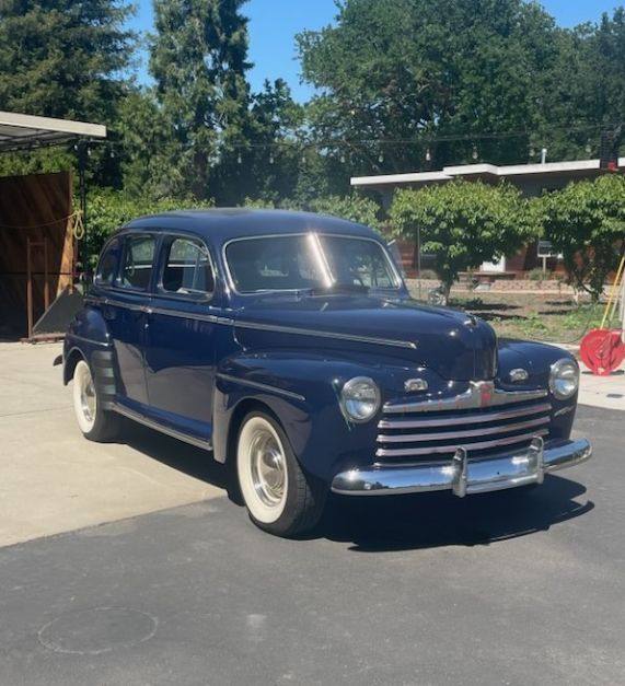 1946 Ford Deluxe