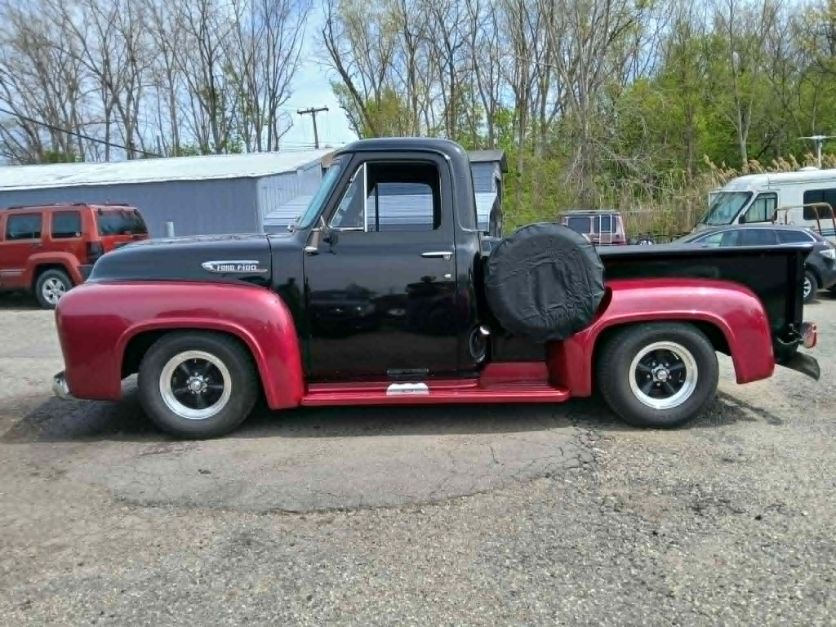 1953 Ford F-100