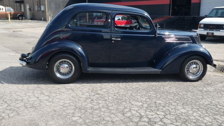 1937 Ford Slantback