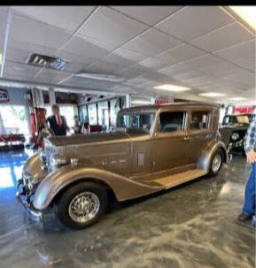 1934 Packard Super Eight