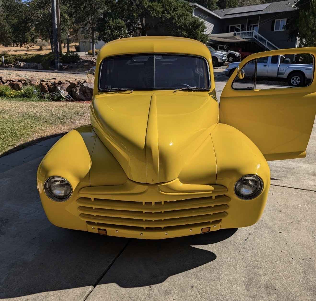 1946 Ford Deluxe