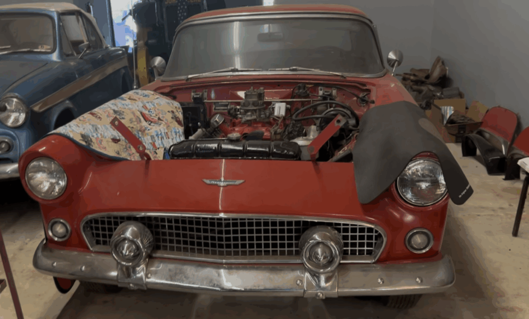 1956 Ford Thunderbird