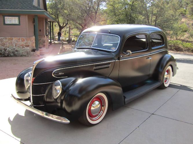 1939 Ford Standard Coupe