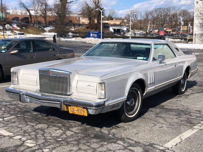 1977 Lincoln Continental