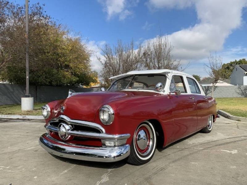 1950 Ford Custom Deluxe