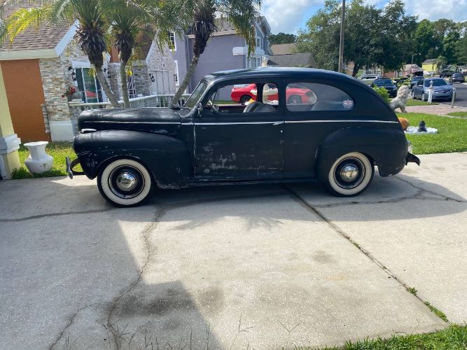 1941 Ford Deluxe