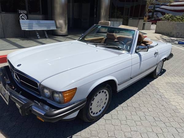 1988 Mercedes-Benz 560 SL