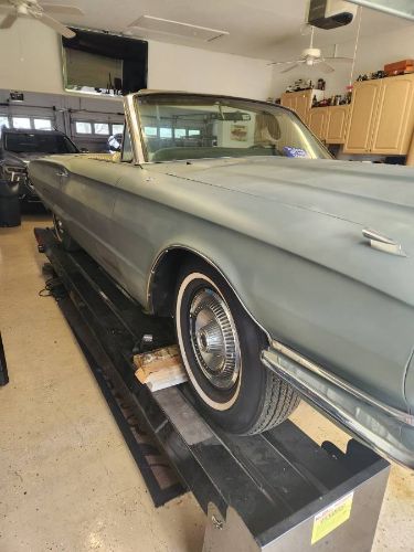 1972 Ford Thunderbird