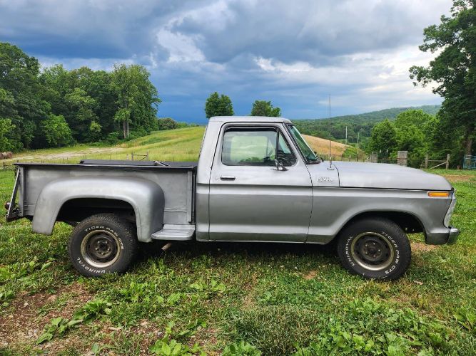 1977 Ford F100