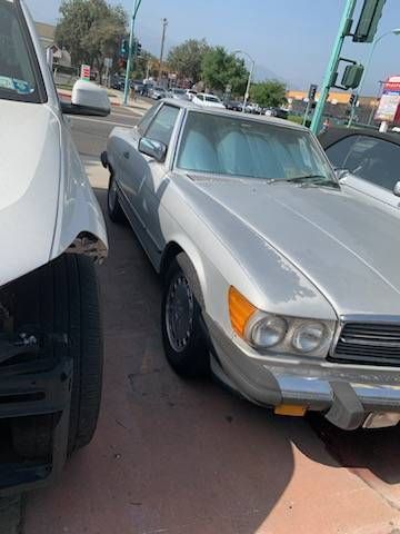 1987 Mercedes-Benz 560 SL
