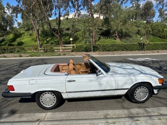 1988 Mercedes-Benz 560 SL