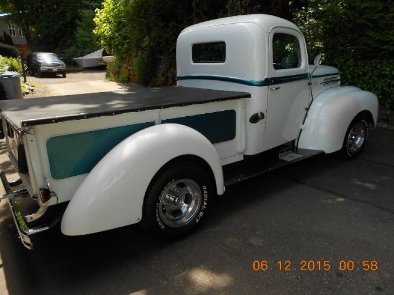 1947 Ford Model 21